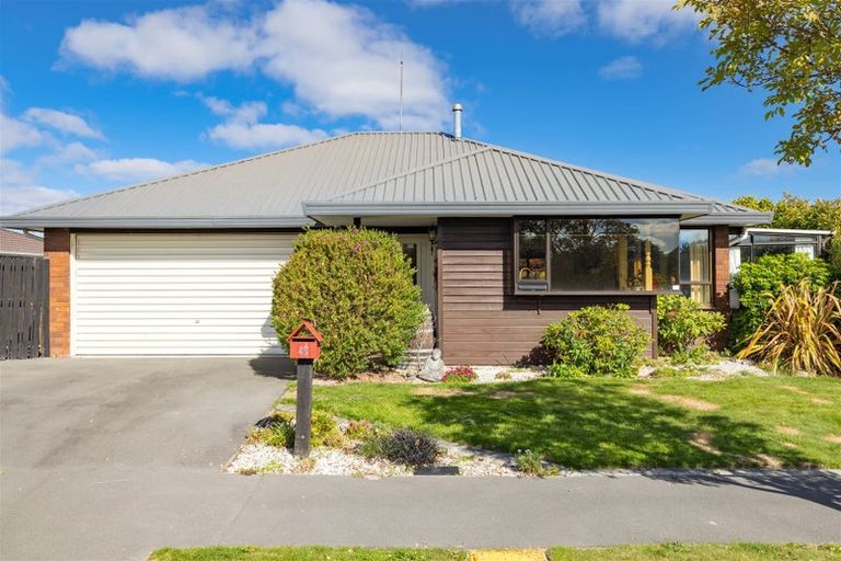 Photo of property in 49 Briarmont Street, Avondale, Christchurch, 8061