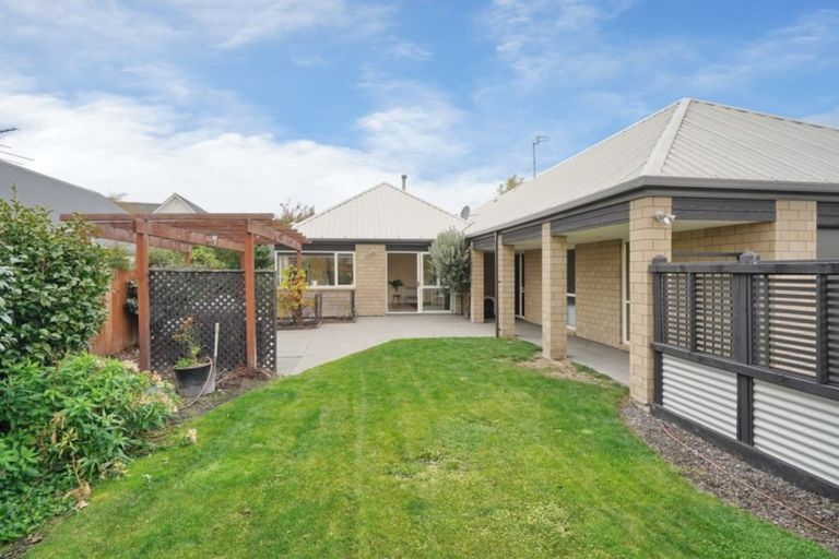 Photo of property in 5 Utah Place, Burwood, Christchurch, 8061