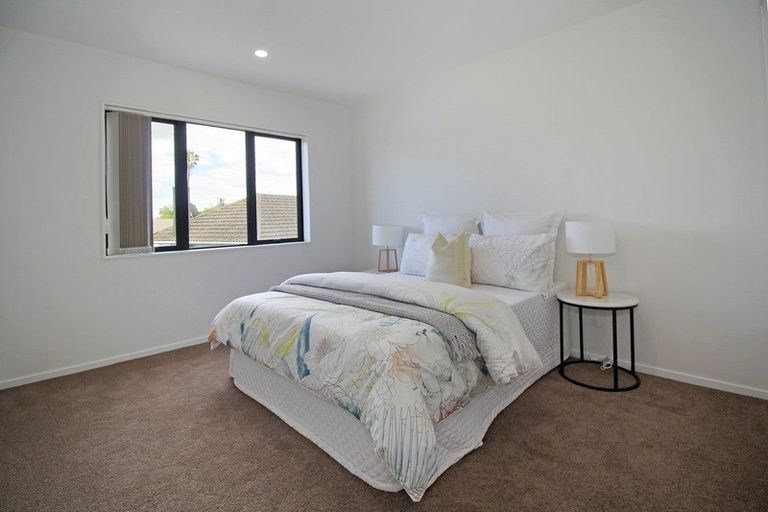 Photo of property in 64a Friesian Drive, Mangere, Auckland, 2022