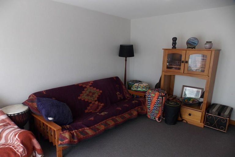 Photo of property in 32 Pioneer Highway, Awapuni, Palmerston North, 4412