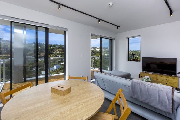 Photo of property in 69u3 Tiketike Way, Brooklyn, Wellington, 6021