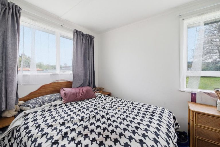Photo of property in 28 Meadowbank Crescent, Fordlands, Rotorua, 3015