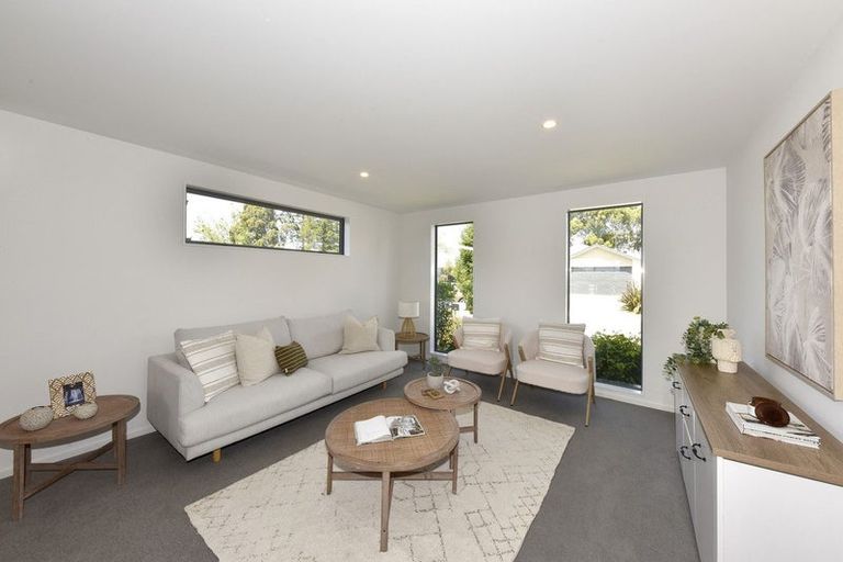 Photo of property in 14 John Raven Lane, Woodend, 7610
