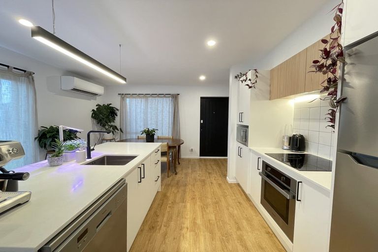 Photo of property in 11 Koral Lane, Broomfield, Christchurch, 8042