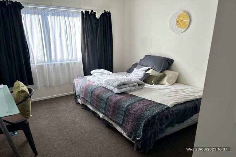 Photo of property in 220 Saint Aubyn Street, New Plymouth, 4310