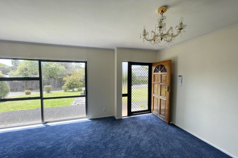 Photo of property in 15b Roberts Road, Te Atatu South, Auckland, 0610