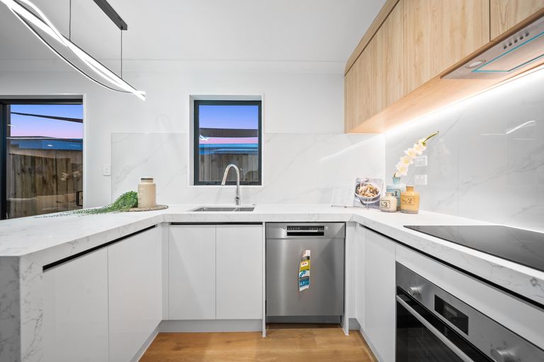 Photo of property in 29a Hywell Place, Manurewa, Auckland, 2102