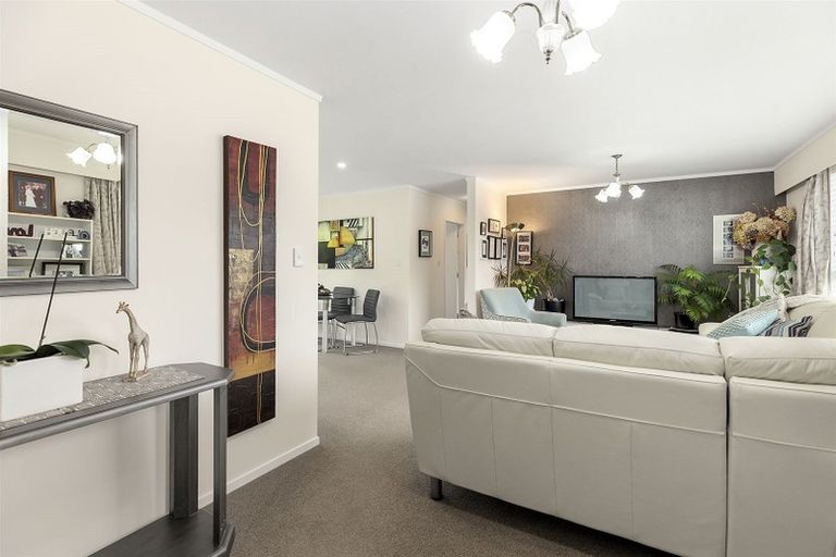 Photo of property in 41a Hicks Close, Whitby, Porirua, 5024