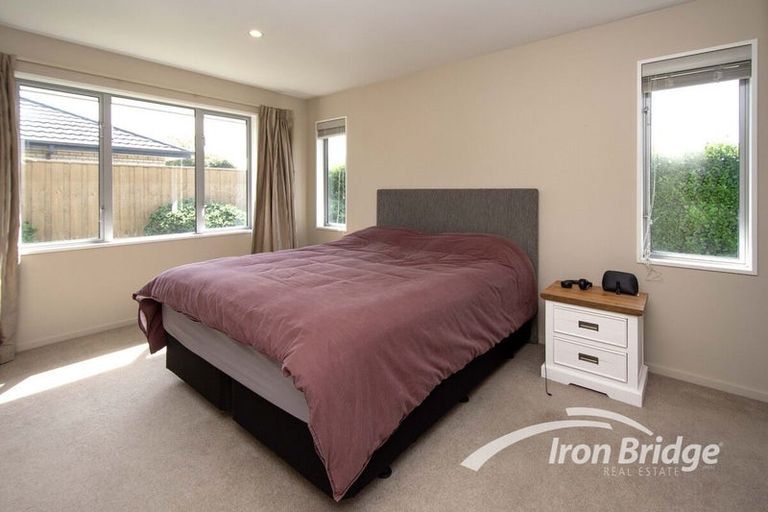 Photo of property in 17 Faringdon Boulevard, Rolleston, 7615