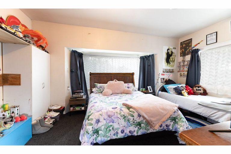 Photo of property in 53 Marshall Street, Woolston, Christchurch, 8023