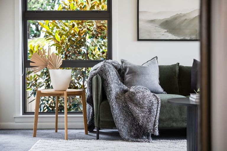 Photo of property in 35 Rock Isle Road, Torbay, Auckland, 0630