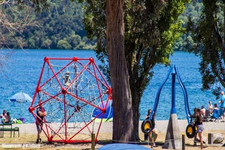 Photo of property in 12 Kahikatea Drive, Kinloch, Taupo, 3377
