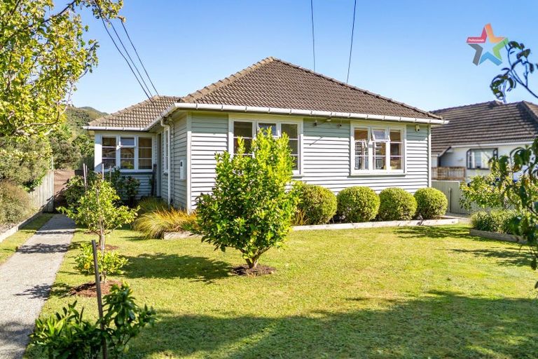 Photo of property in 126 Kowhai Street, Naenae, Lower Hutt, 5011