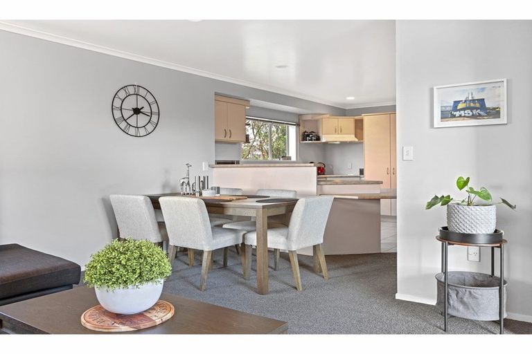 Photo of property in 53 Bartholomew Drive, Nawton, Hamilton, 3200