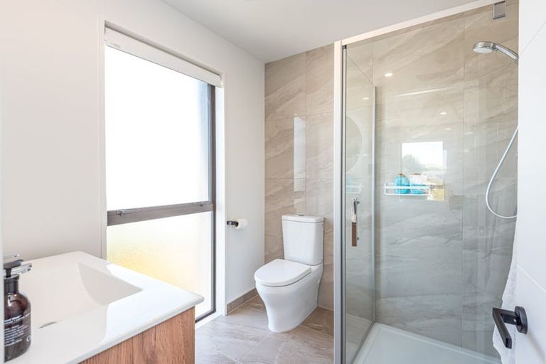 Photo of property in 3/9 Edgeware Road, St Albans, Christchurch, 8014