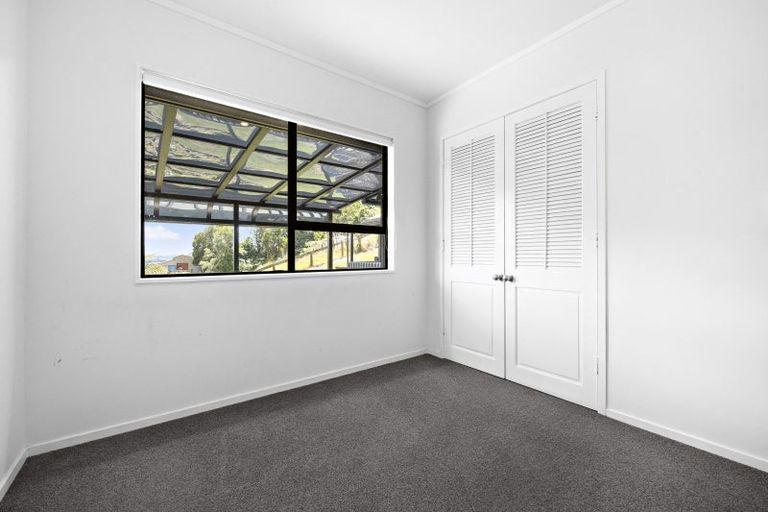 Photo of property in 43 Ohiwa Road, Papakura, 2582