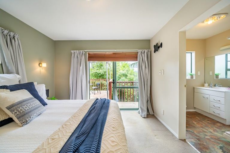 Photo of property in 39 Avro Road, Blue Mountains, Upper Hutt, 5371