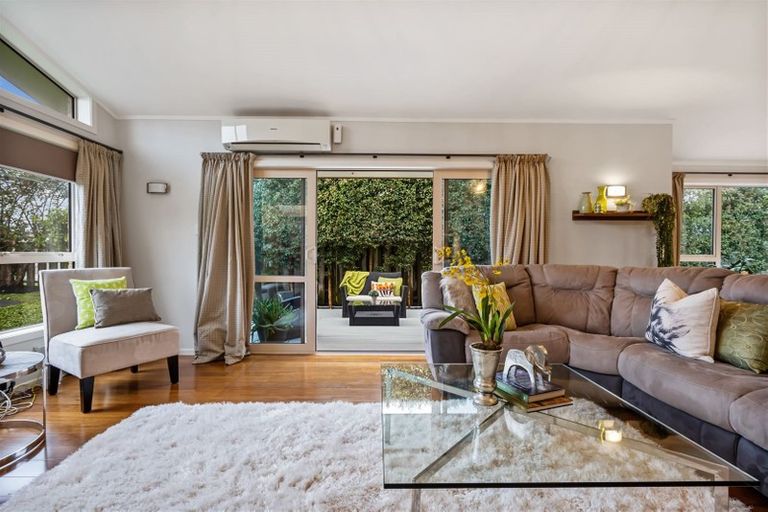 Photo of property in 2/1 Serrita Avenue, Sunnyhills, Auckland, 2010