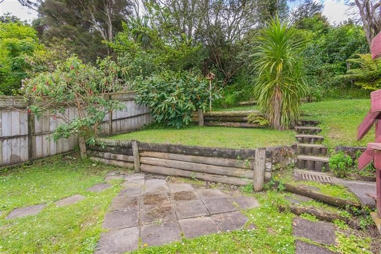 Photo of property in 1/28 Scotstoun Place, Glen Eden, Auckland, 0602