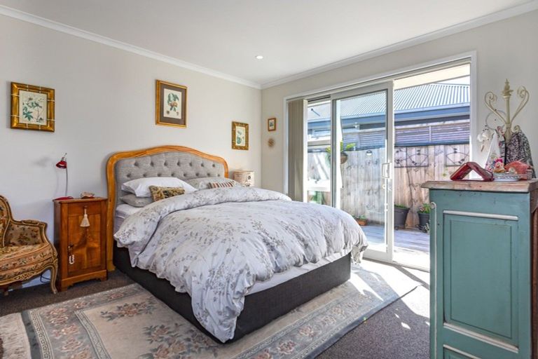 Photo of property in 80 Golden Shore Place, Coromandel, 3506