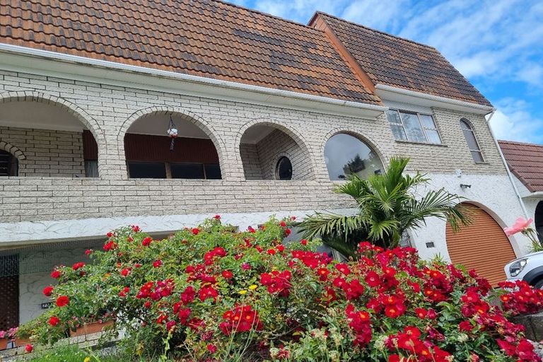 Photo of property in 75 Rosario Crescent, Red Beach, 0932