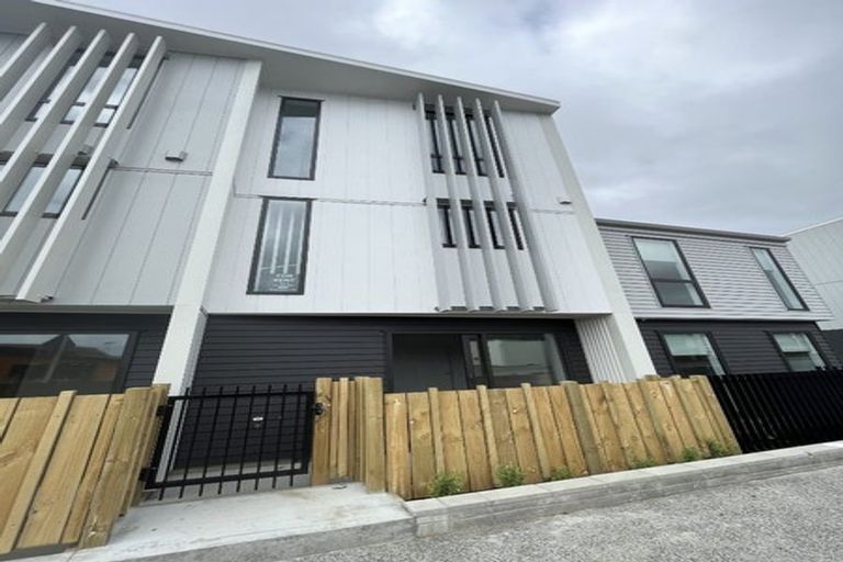 Photo of property in 15 Kamahi Place, Paraparaumu, 5032