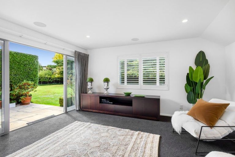 Photo of property in 4 Lewisham Park, St Albans, Christchurch, 8052