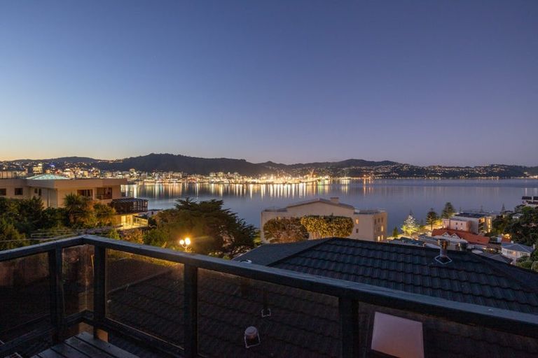 Photo of property in 7a Wilkinson Street, Oriental Bay, Wellington, 6011