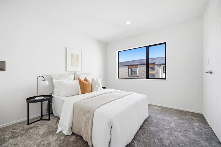 Photo of property in 12 Ocean Breeze Avenue, Hobsonville, Auckland, 0616