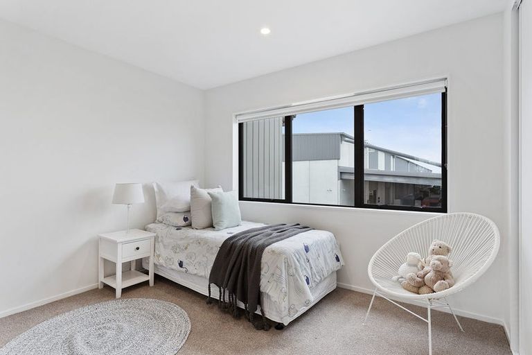 Photo of property in 107 Katikati Drive, Manurewa, 2102