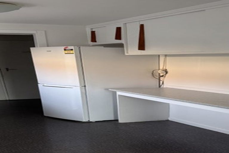 Photo of property in 27 Terrace Road, Titahi Bay, Porirua, 5022