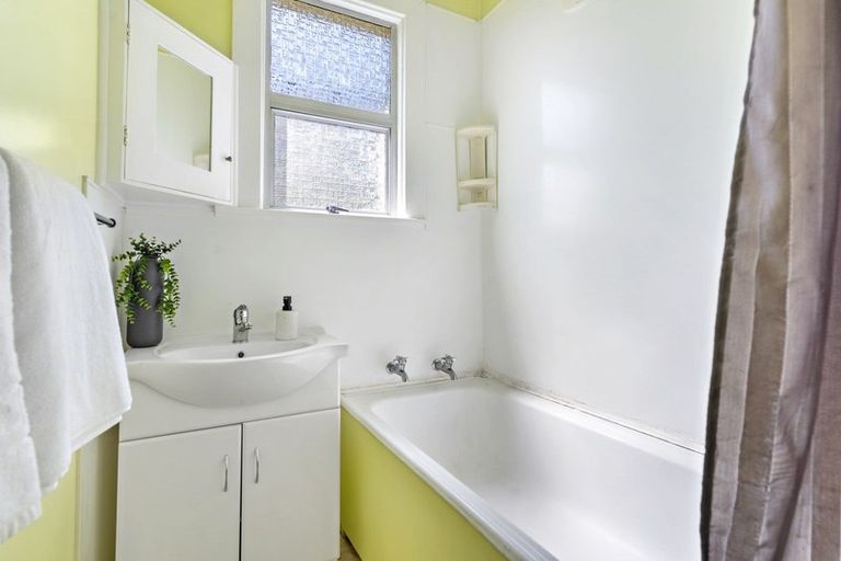 Photo of property in 109 Colombo Road, Masterton, 5810