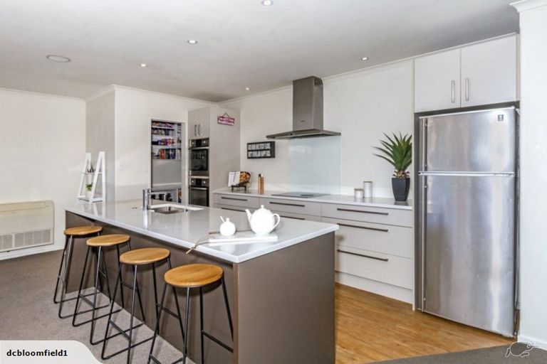 Photo of property in 11 Larne Place, Belfast, Christchurch, 8051