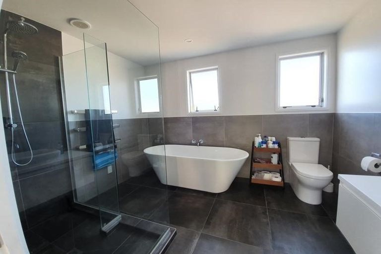 Photo of property in 1 Jayne Place, Torbay, Auckland, 0630