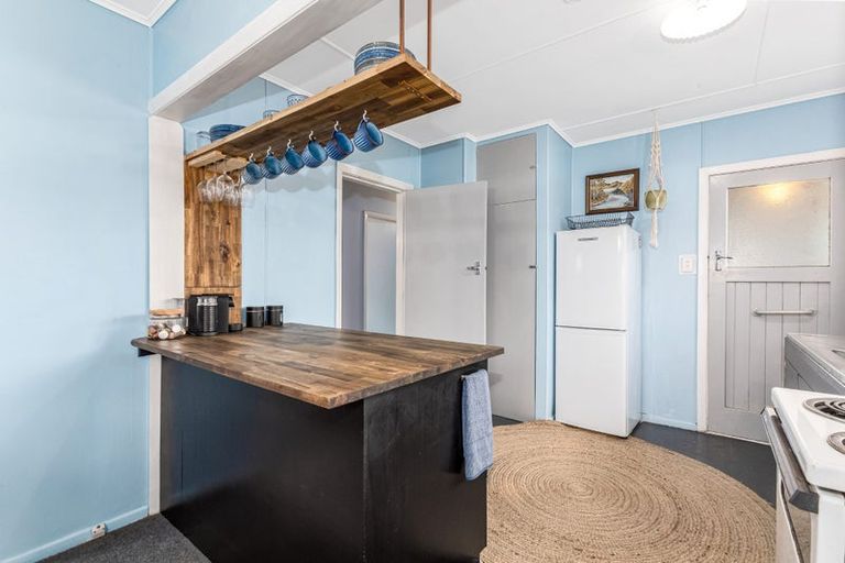 Photo of property in 9 Best Street, Wainuiomata, Lower Hutt, 5014
