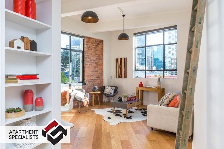 Photo of property in 22 Emily Place, Bellevue, Tauranga, 3110