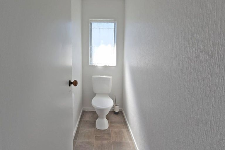 Photo of property in 1 Kauri Street, Taradale, Napier, 4112