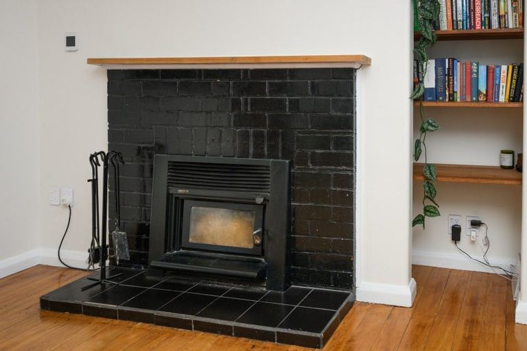 Photo of property in 97 Savage Crescent, West End, Palmerston North, 4412