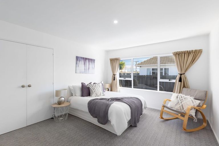 Photo of property in 24 Roberts Road, Hei Hei, Christchurch, 8042