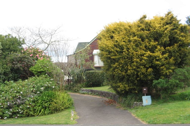 Photo of property in 28 James Cook Drive, Welcome Bay, Tauranga, 3112