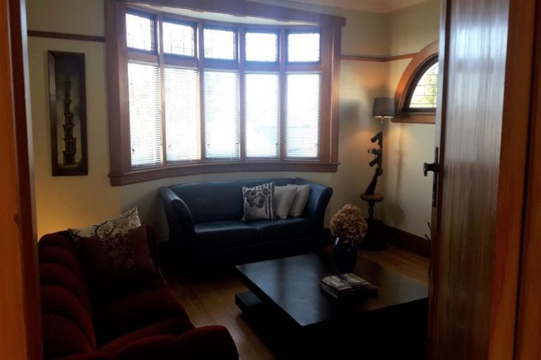 Photo of property in 14 Clyde Street, Oamaru North, Oamaru, 9400