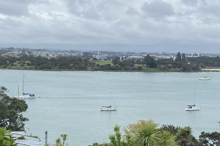 Photo of property in 36 Oruamo Place, Beach Haven, Auckland, 0626