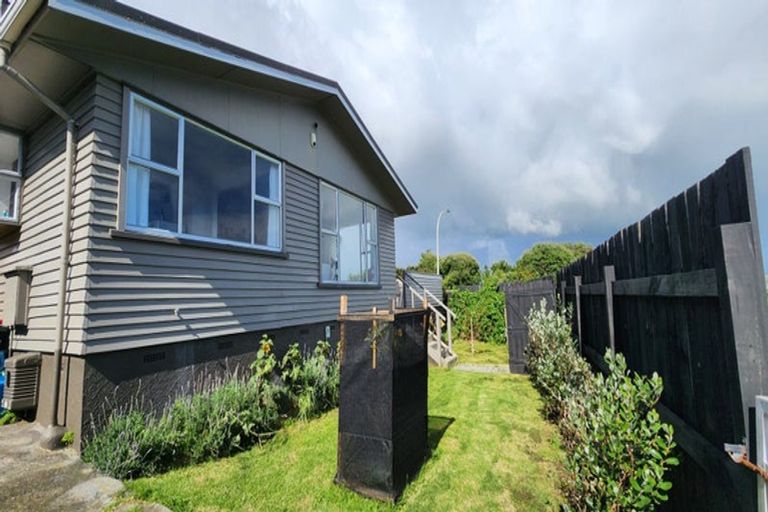 Photo of property in 55 Marama Crescent, Spotswood, New Plymouth, 4310