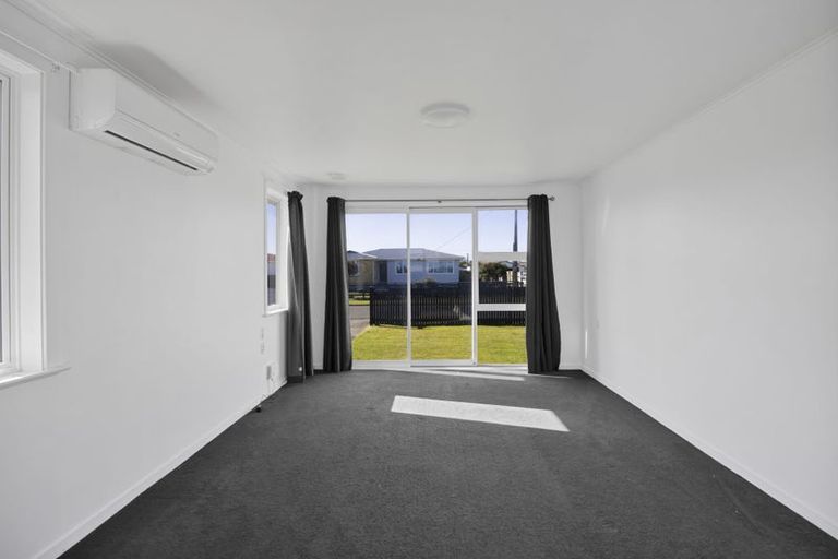 Photo of property in 13 Murray Avenue, Hawera, 4610