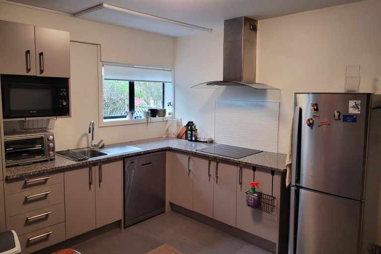 Photo of property in 86 Gosford Drive, Botany Downs, Auckland, 2010