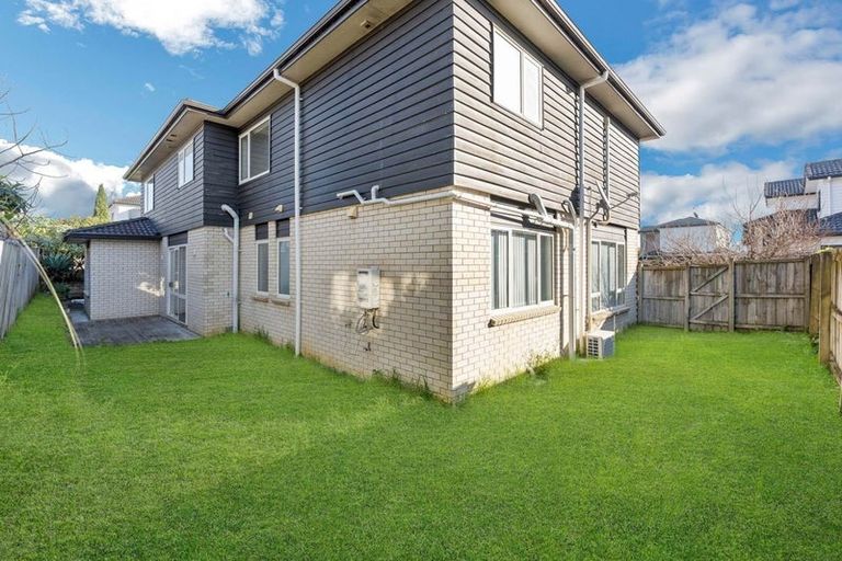 Photo of property in 8 Gortnest Place, Flat Bush, Auckland, 2019