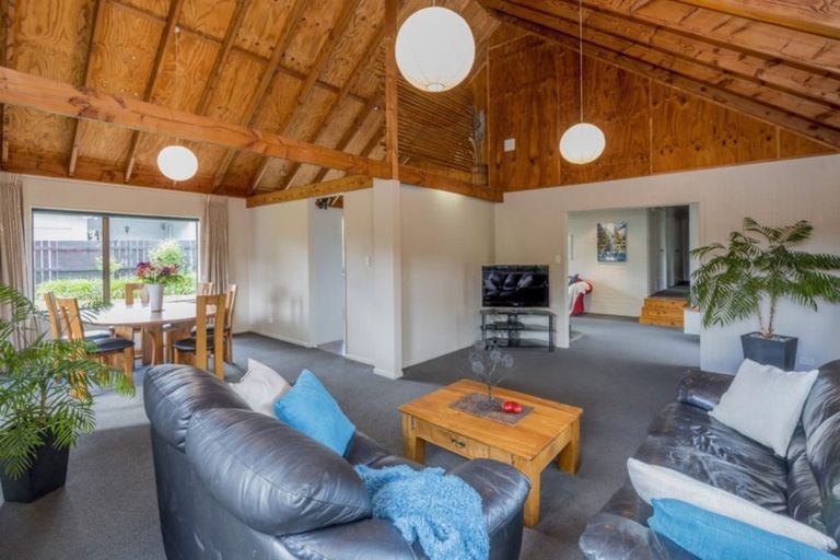Photo of property in 15b Stuart Street, Levin, 5510