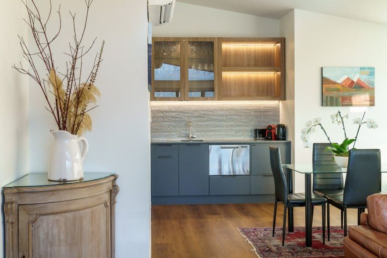 Photo of property in 9 Mcneil Crescent, Wanaka, 9305