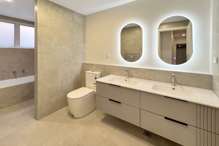 Photo of property in 12 Yellow Pear Lane, Karaka, 2578