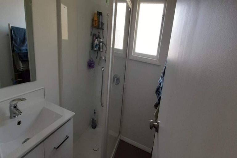 Photo of property in 209 Centaurus Road, Saint Martins, Christchurch, 8022